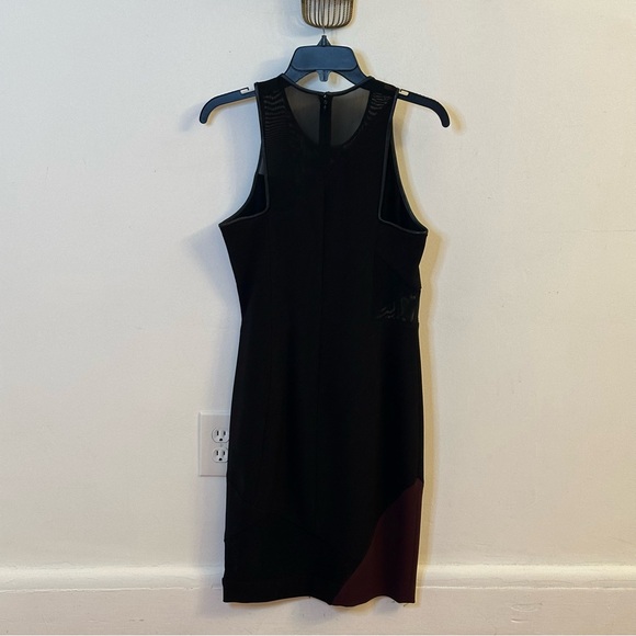 Yigal Azrouel Black Burgundy Stretch Knit Mesh Patch Detail Mid Dress, Size 8 - Picture 4 of 13